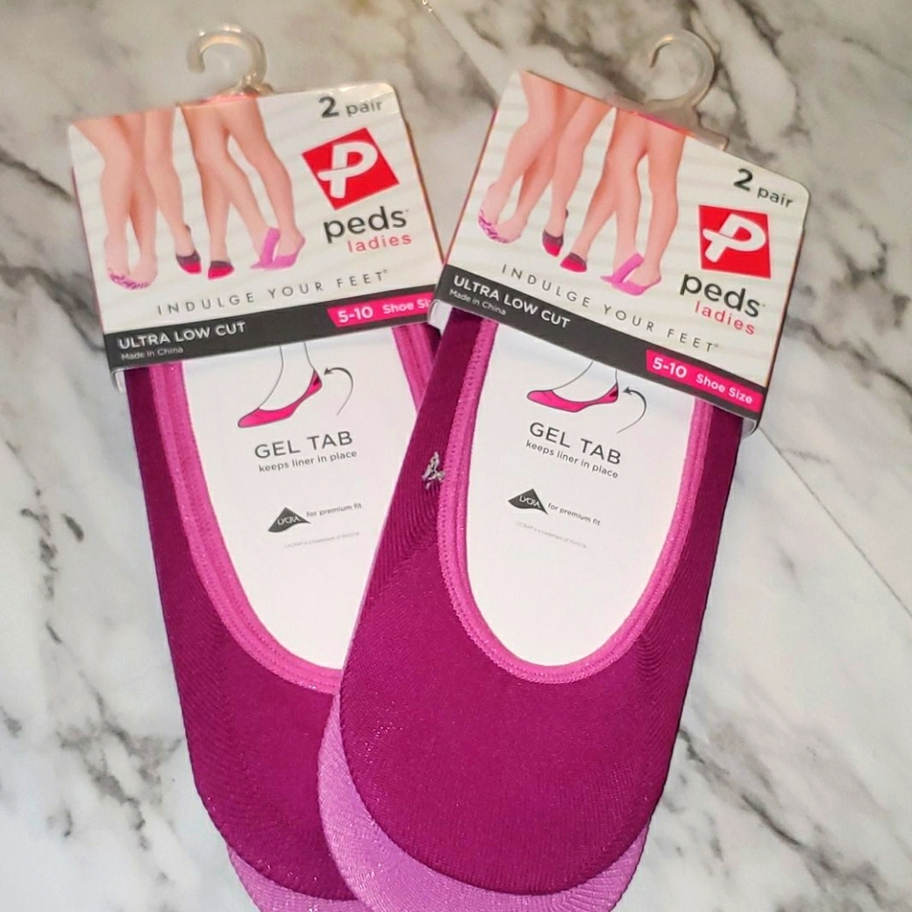 4 PAIRS PEDS LADIES ULTRA LOW CUT NO SHOW SOCKS